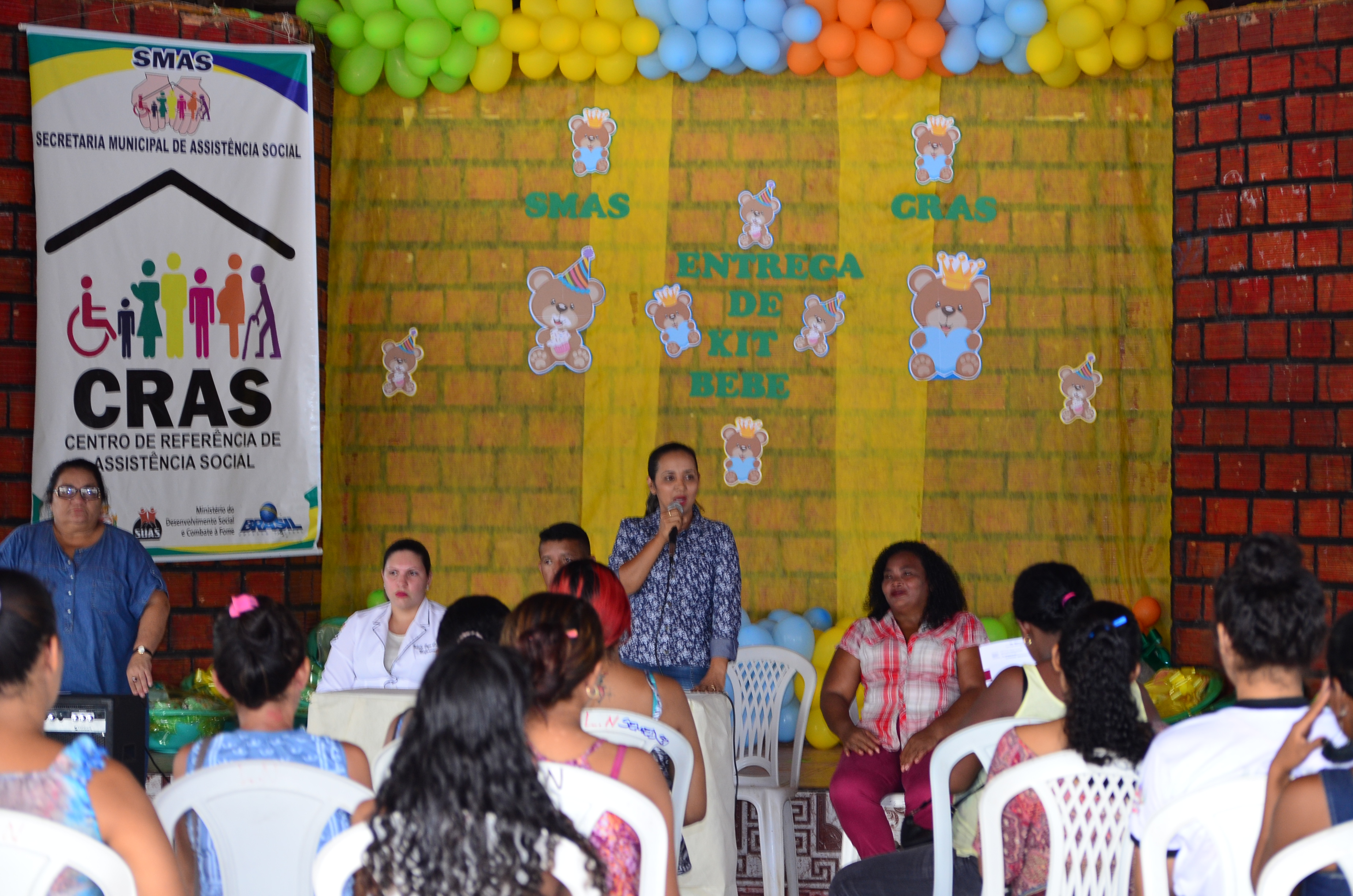 Prefeitura entrega Kits do projeto Mamãe Coruja.